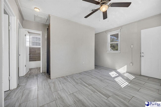 Building Photo - 2514 Bratton St