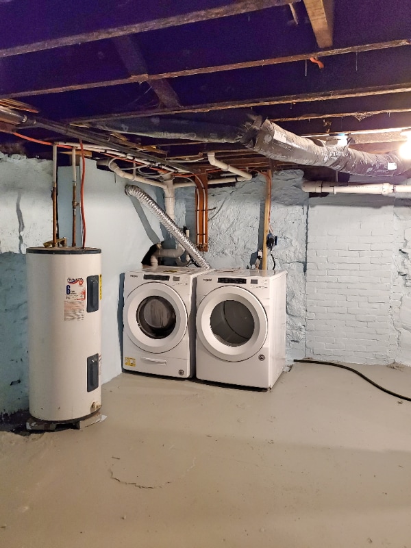 Building Photo - 987 Parsons Ave