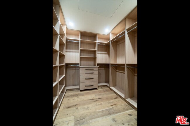 Building Photo - 286 Quadro Vecchio Dr