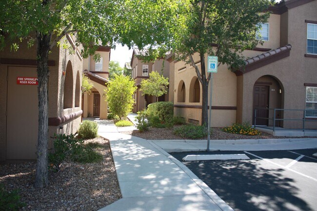 Building Photo - 7660 W Eldorado Ln