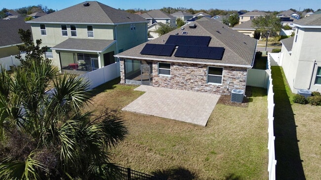 Building Photo - 10551 Park Meadowbrooke Dr