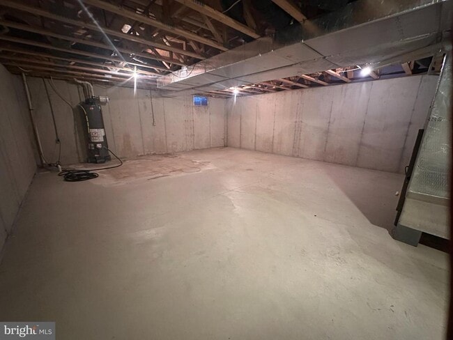 Building Photo - 937 Cholet Dr