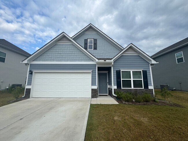 Building Photo - Newer 3/2.5 House in Armuchee- $2,200