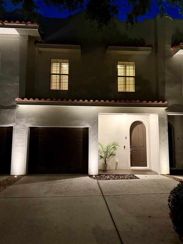 Building Photo - 603 S Gomez Ave