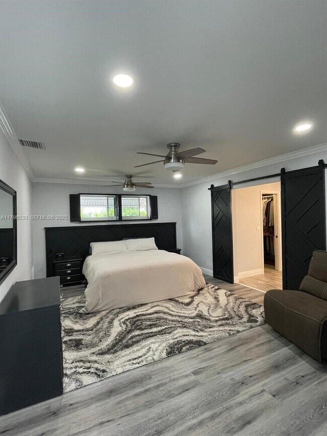 Building Photo - 2230 N 50th Ave