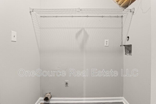 Building Photo - 3515 Ten Oaks Cir