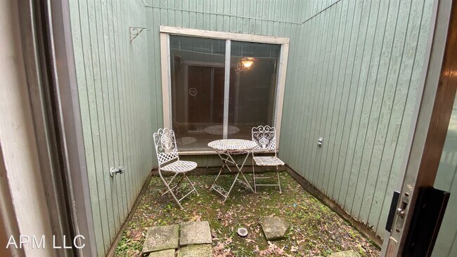 Building Photo - 3 br, 2 bath House - 184 Leisure Dr