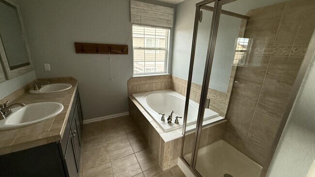 Building Photo - 7434 Grady Cir