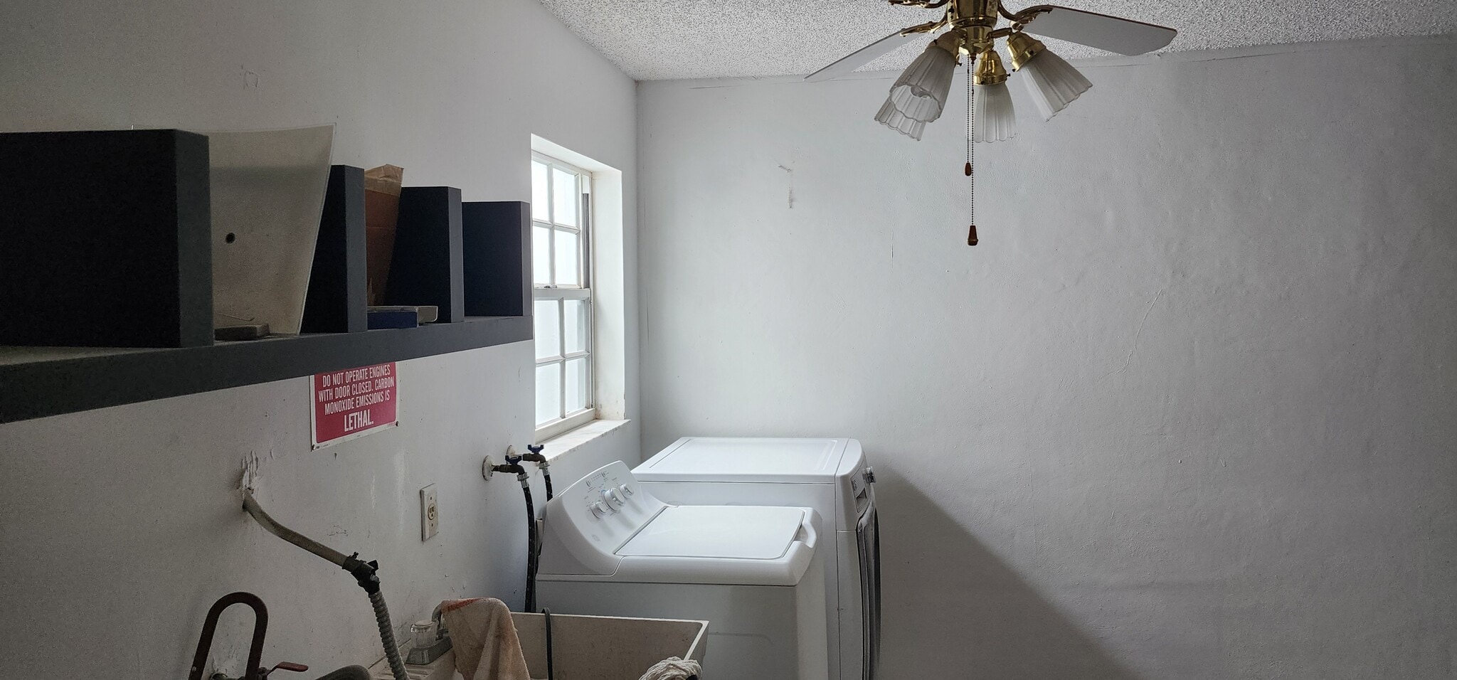 Building Photo - 4725 SW 143rd Ave