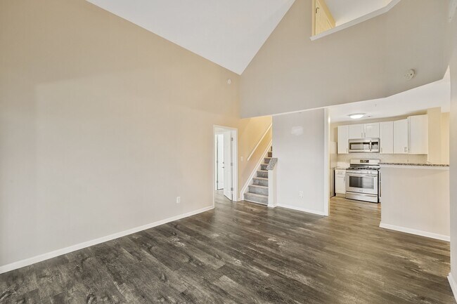 Building Photo - 1060 Gardenview Loop