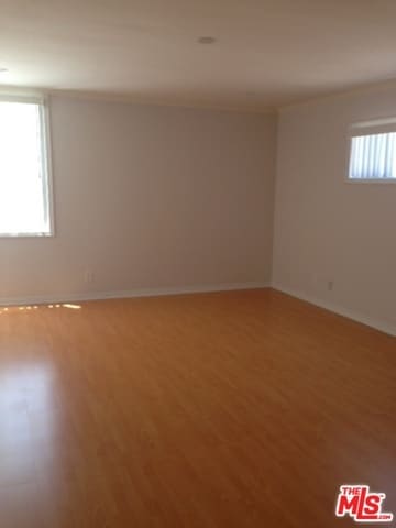 Building Photo - 216 Rexford Dr