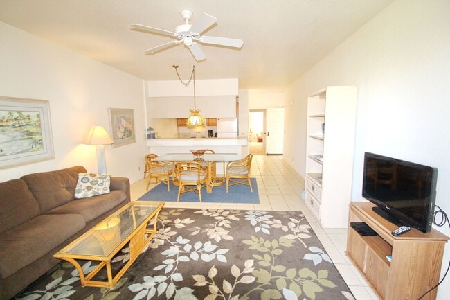 Building Photo - GRAND CHAMPIONS CONDO 2 bed/2bath Furnished -$3700-1 Year Minimum Term