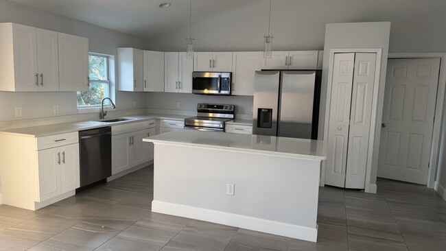 Kitchen - 2369 SW 156th Loop