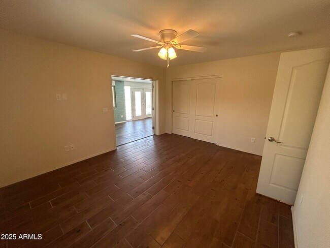 Building Photo - 14017 N 38th Dr