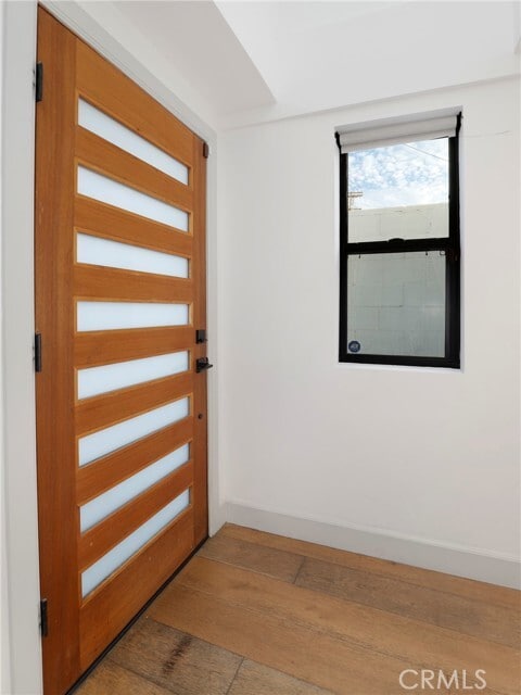 Building Photo - 2400 Glendale Ct