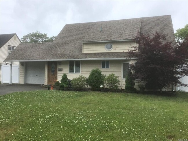 Primary Photo - 120 Pilgrim Ln