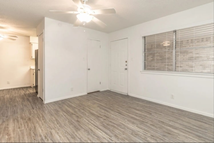 Building Photo - 8605 Shoal Creek Blvd