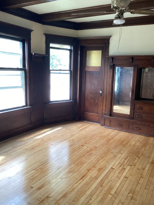Building Photo - 2903-05 N 17th St