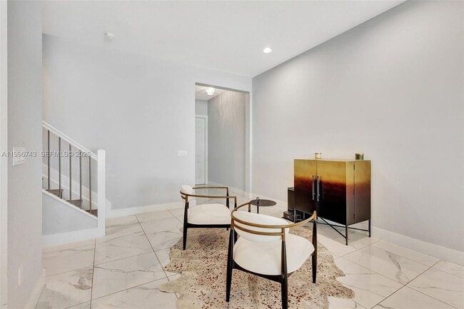 Building Photo - 4921 Pointe Midtown Way