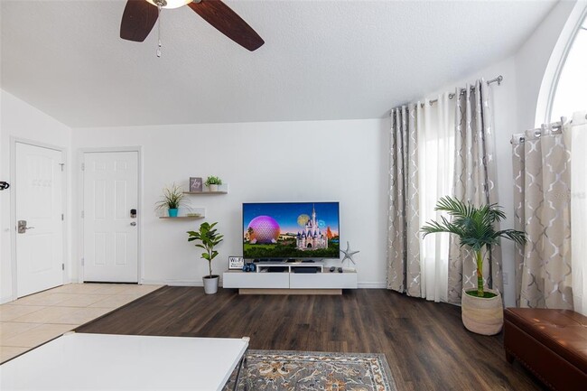 Building Photo - 8703 Knightsbridge Ct