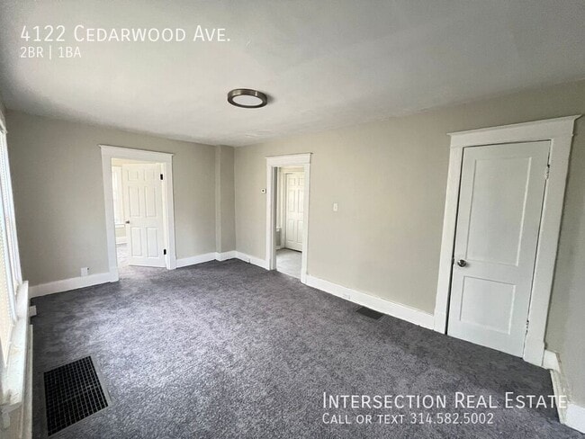 Building Photo - 4122 Cedarwood Ave