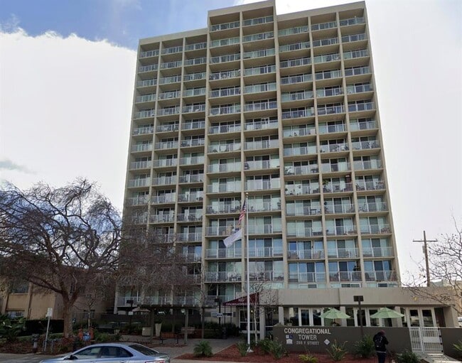 Primary Photo - 288 F St