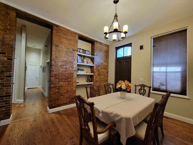 Building Photo - 1808 Lafayette Ave