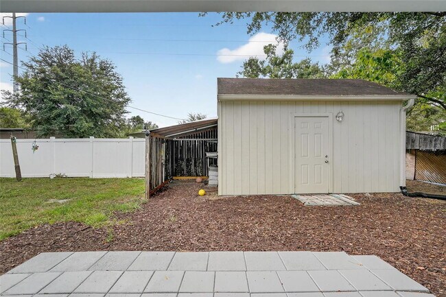 Building Photo - 7932 Plathe Rd