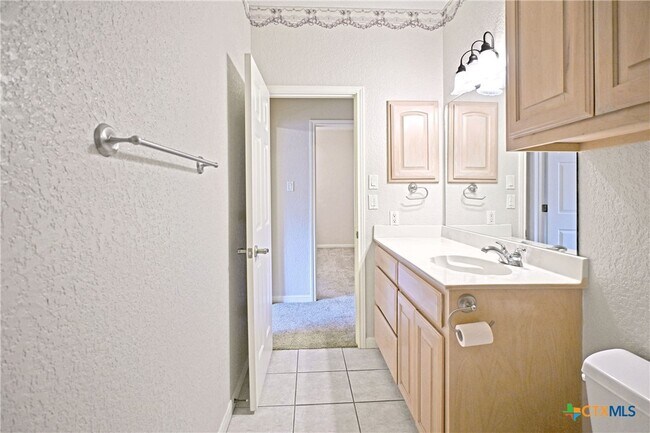 Building Photo - 2725 Diamond Trail