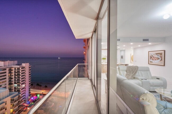 Building Photo - 151 N Seabreeze Blvd