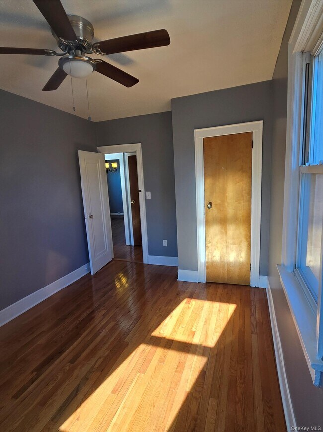 Building Photo - 42-53 157th St