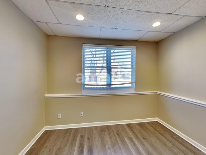 Building Photo - 720 Magnolia Trail