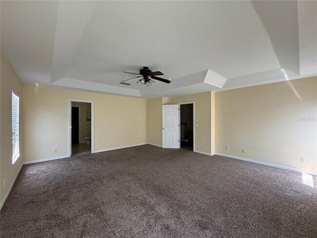 Building Photo - 6767 Waterton Dr