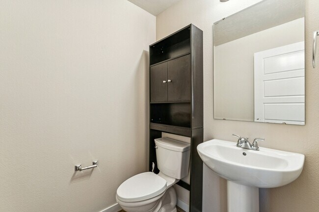 Building Photo - 2914 W Sunny Cove St