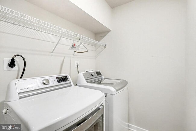 Building Photo - 2418 Auden Dr