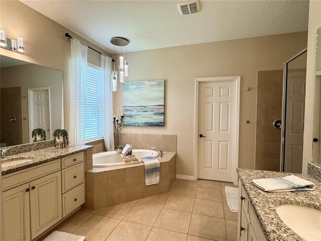 Building Photo - 6310 Anise Dr