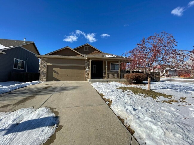 Primary Photo - Low-Maintenance 3BR Ranch in Johnstown Far...