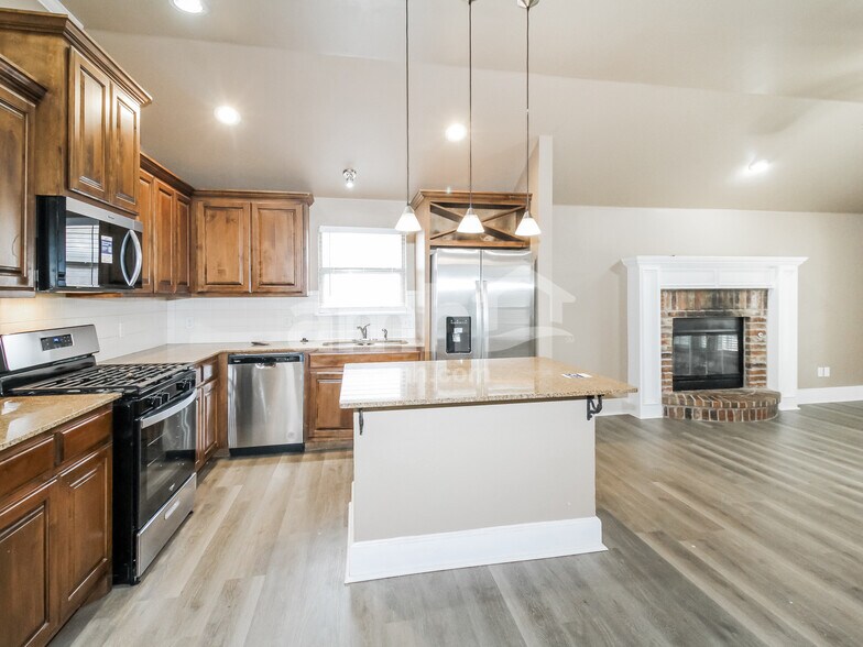 Building Photo - 4913 NW 163rd St