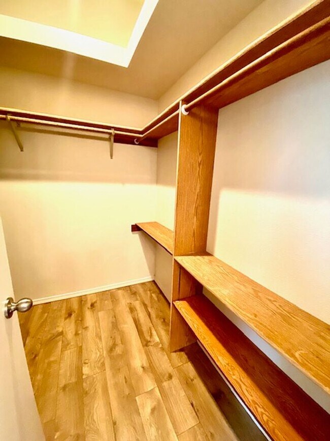 Building Photo - 4 Bedroom 2 bath Home in NW Boise