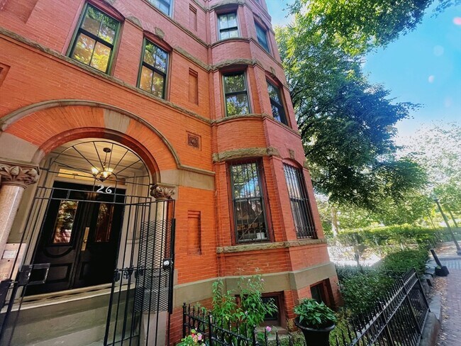 Primary Photo - 26 Wellington St