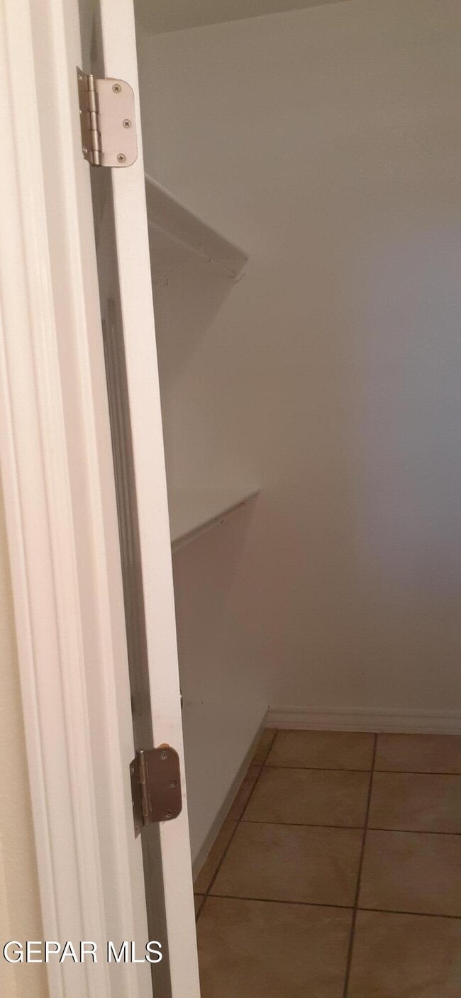 Building Photo - 5466 Buffalo Creek Dr