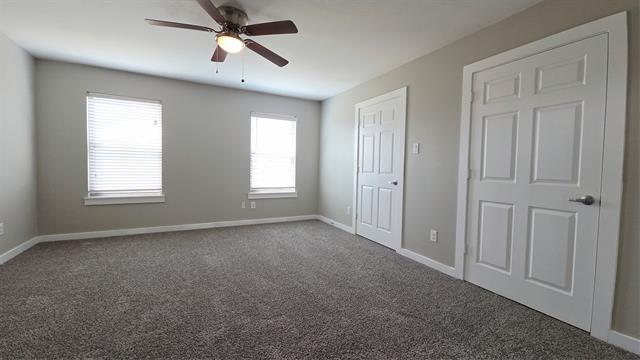 Building Photo - 523 Wood Dr