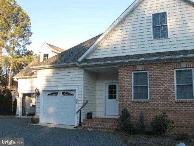 Building Photo - 13229 Trenton Ave