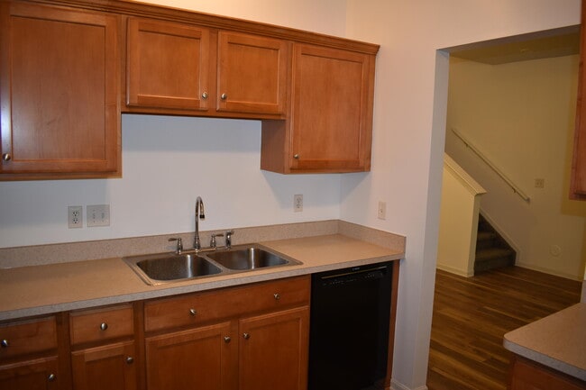 Building Photo - 39696 Rockcrest Ln