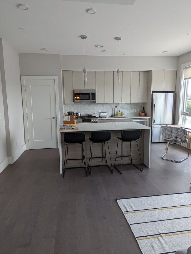 Building Photo - SEPTEMBER 1 - Jamaica Plain luxury Penthou...
