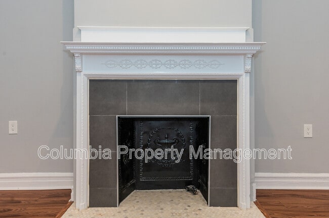 Building Photo - 3060 16th St NW