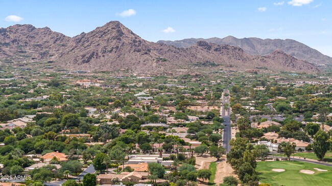 Building Photo - 7258 E Loma Ln