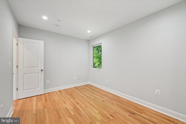 Building Photo - 2430 Harris Mill Rd