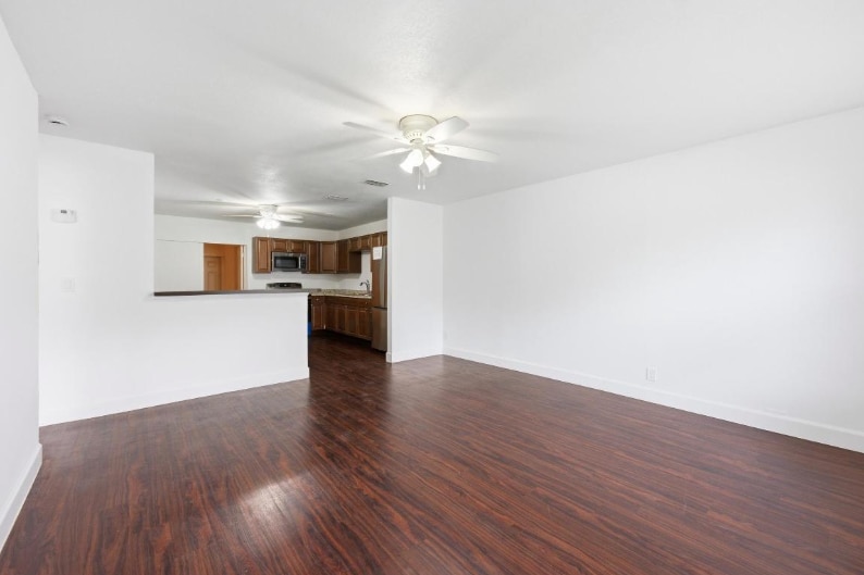 Building Photo - 3846 Roan Ln