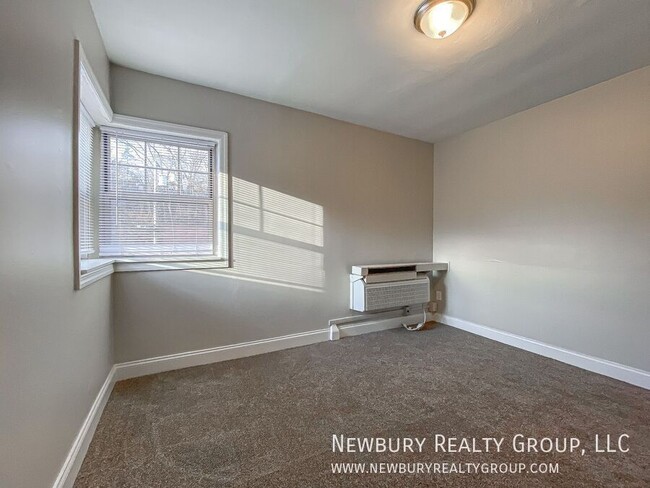 Building Photo - Welcome to WestWood Apartments: Your 2 Bed...